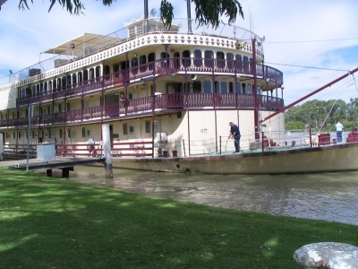 3 to 7 night cruises on the Murray Princess are available